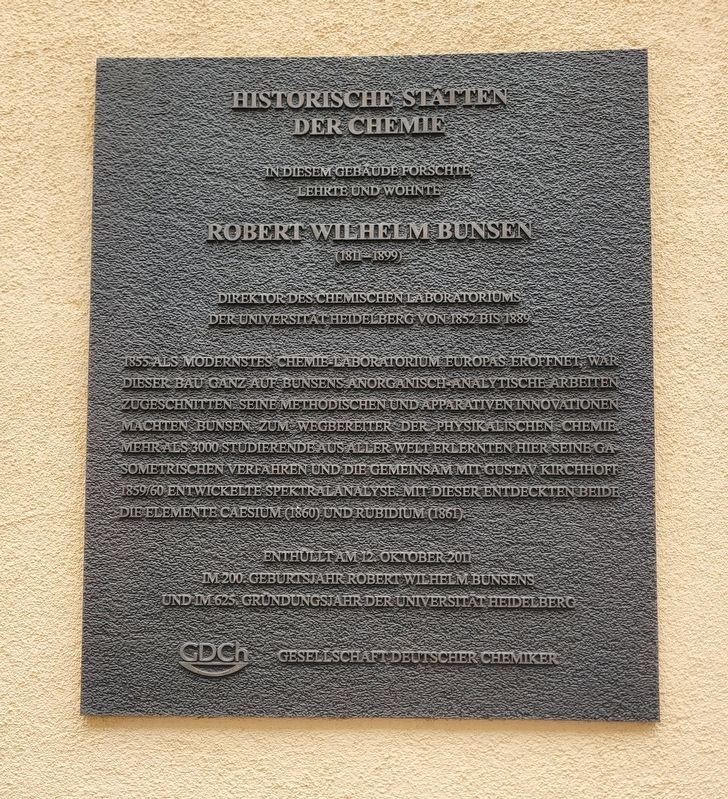 Historische Stätten der Chemie / Historic Landmarks of Chemistry Marker. Click for full size. Historische Stätten der Chemie / Historic Landmarks of Chemistry Marker image. Click for full size.