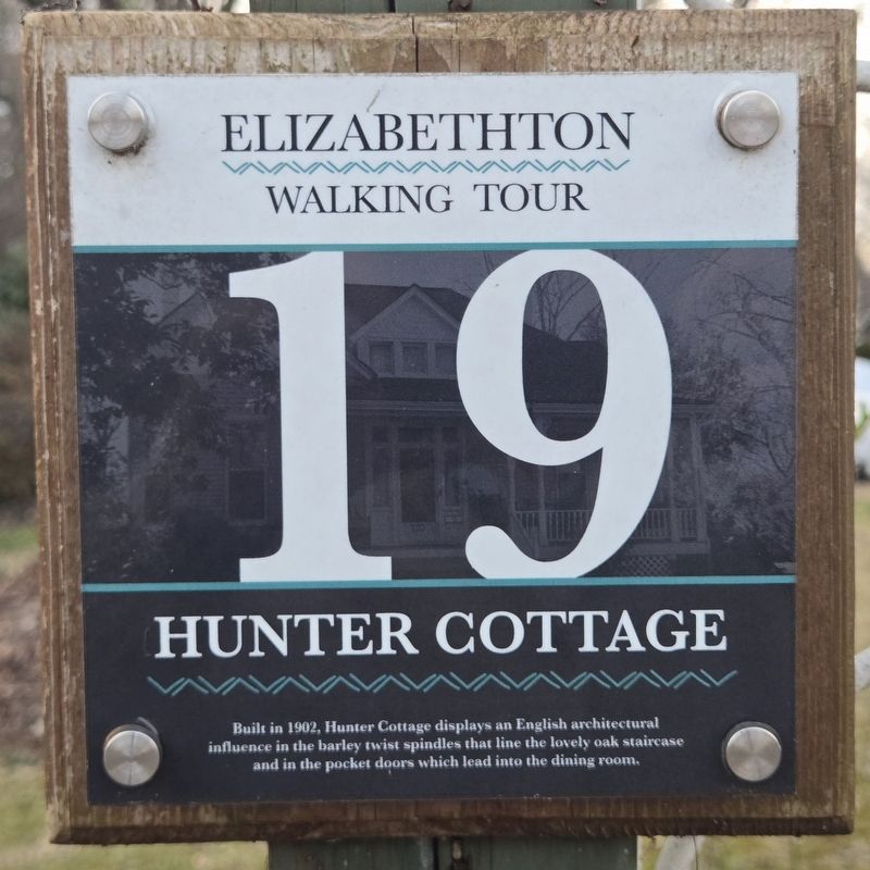 Hunter Cottage Marker image. Click for full size.