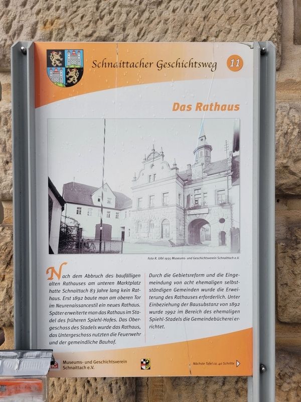 Das Rathaus / The Town Hall Marker image. Click for full size.