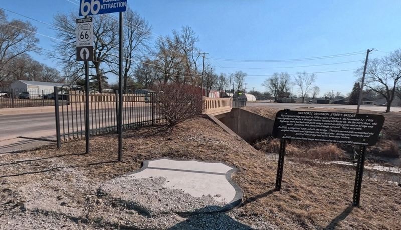 A Bridge to the Past Marker. Click for full size. A Bridge to the Past Marker image. Click for full size.