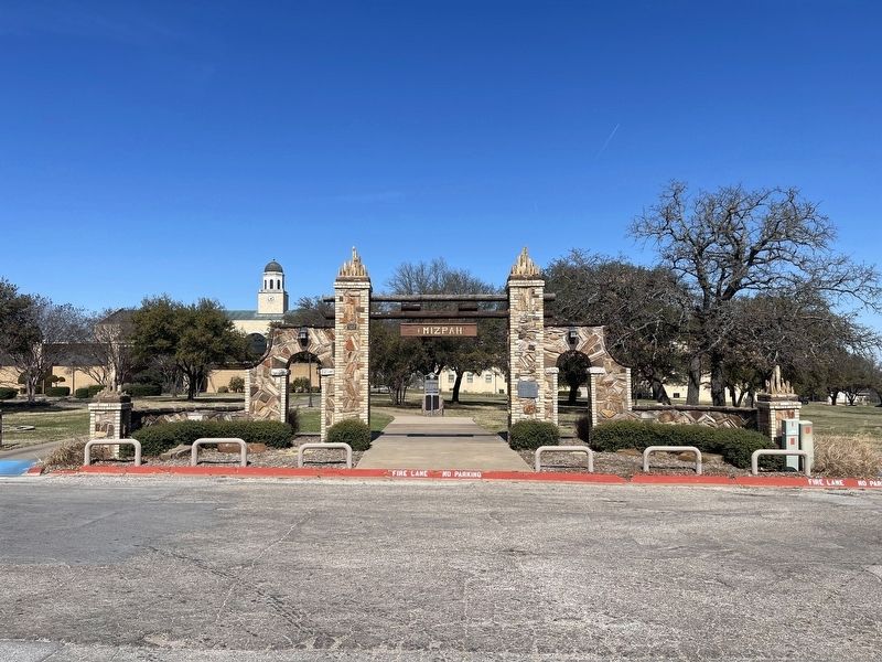 Mizpah Gate and Marker image. Click for full size.
