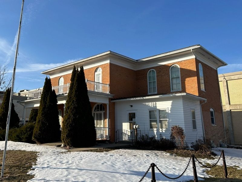 The Wakefield House, from the southeast. Click for full size. The Wakefield House, from the southeast image. Click for full size.