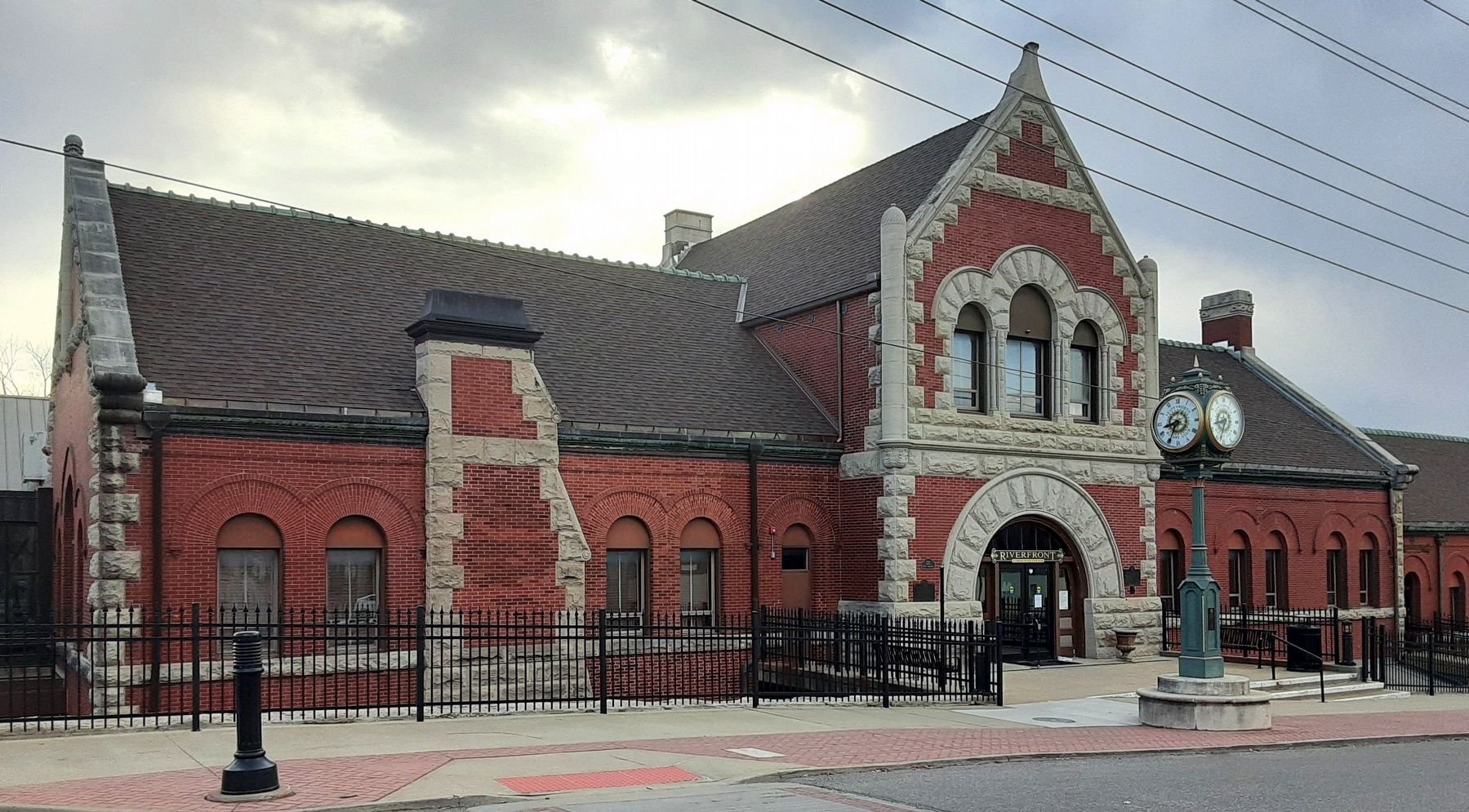 Former Union Depot. Click for full size. Former Union Depot image. Click for full size.