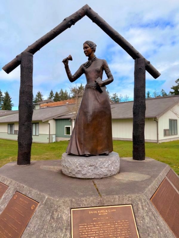 Chloe Clark Statue. Click for full size. Chloe Clark Statue image. Click for full size.