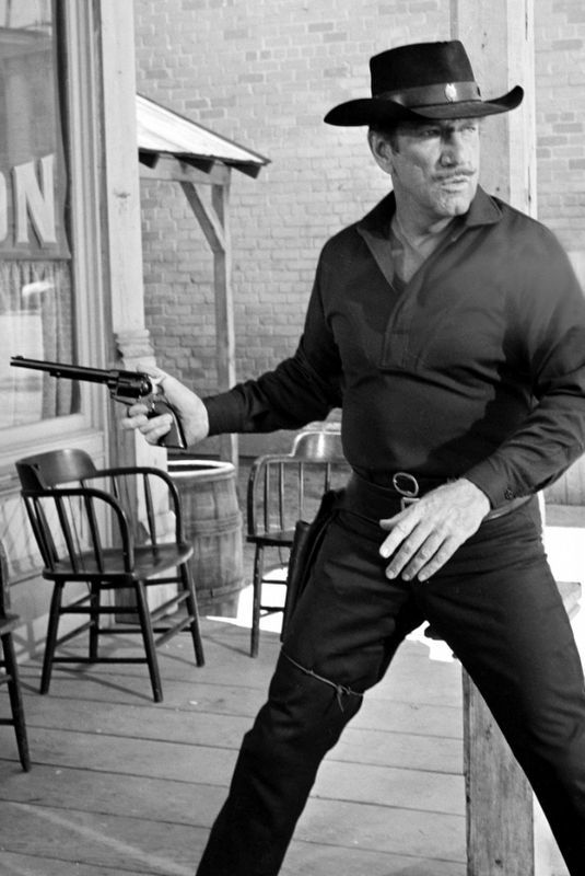 Richard Boone in "Have Gun - Will Travel". Click for more information. Richard Boone in "Have Gun - Will Travel" image. Click for more information.