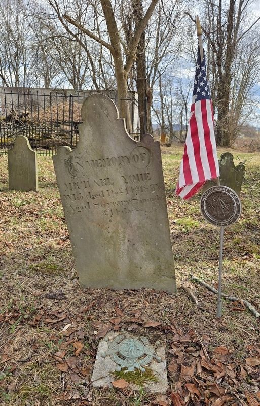 Grave of Revolutionary War Soldier Michael Yohe image. Click for full size.