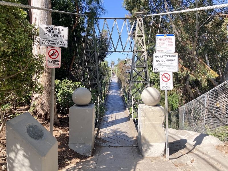Suspension Footbridge and Marker image. Click for full size.