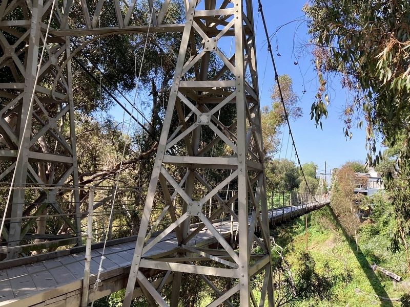 Spruce Street Suspension Footbridge image. Click for full size.