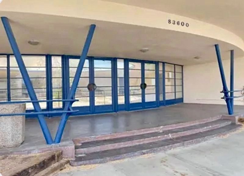 Trona High School image. Click for full size.