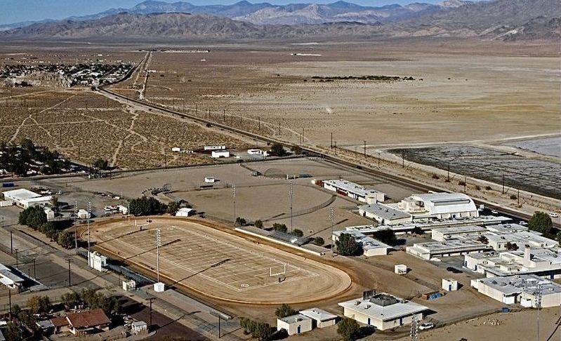Trona High School image. Click for full size.
