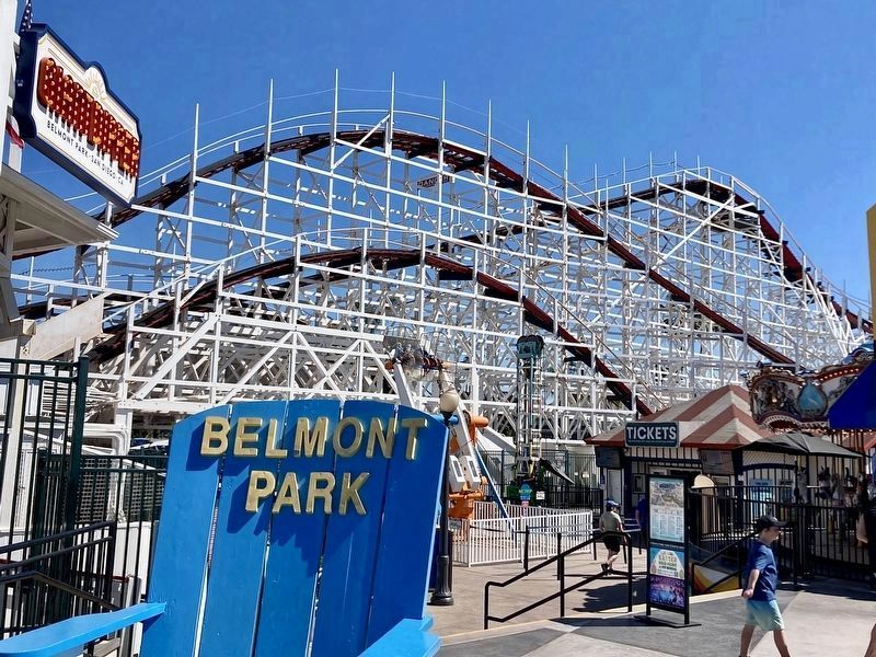 Belmont Park � Giant Dipper image. Click for full size.