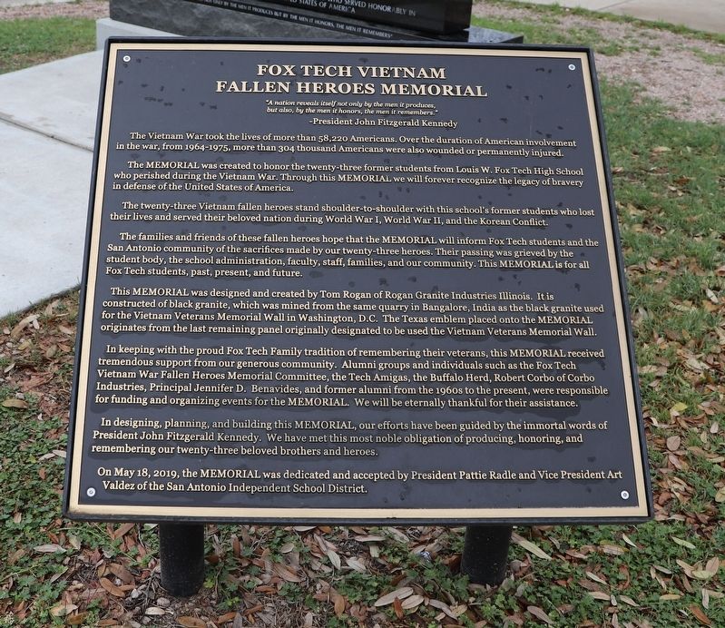 Fox Tech Vietnam Fallen Heroes Memorial Marker image. Click for full size.