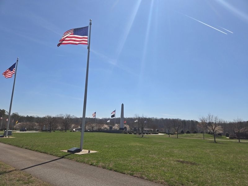 48 Star Flag and Marker looking towards center obelisk at the Carolina Field of Honor image. Click for full size.