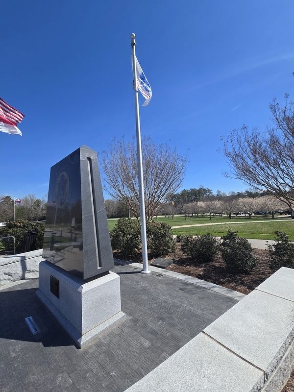 The U.S. Army Flag Marker. At ground level in the planter next to the flag. image. Click for full size.
