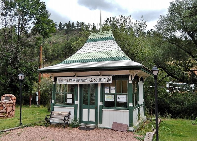 Green Mountain Town Company Sales Office image. Click for full size.