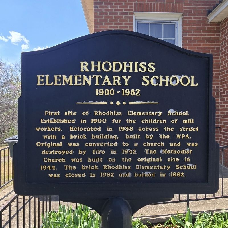 Rhodhiss Elementary School Marker. Click for full size. Rhodhiss Elementary School Marker image. Click for full size.