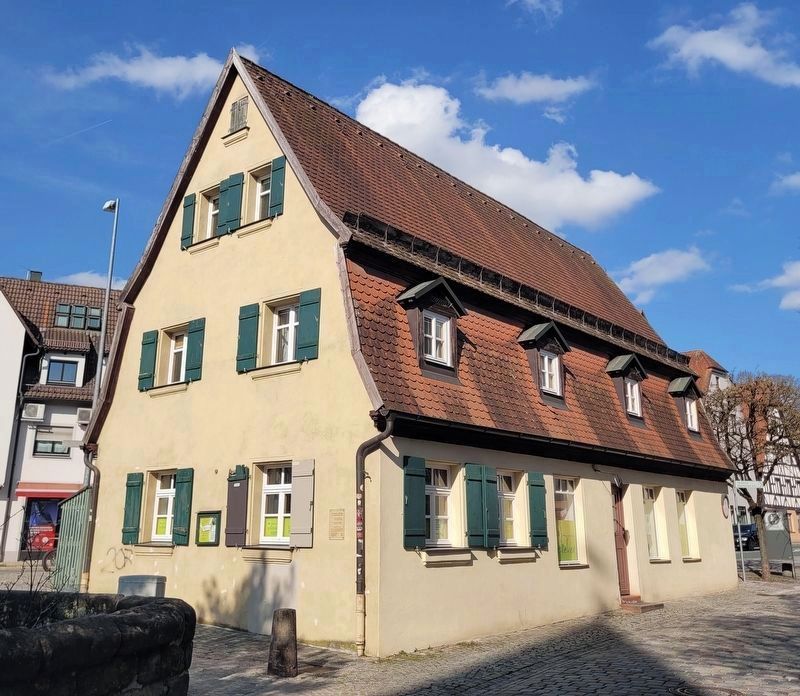 Ehemaliges Zollhaus vor dem Oberen Tor / Former Customs House in front of the Upper Gate Marker image. Click for full size.