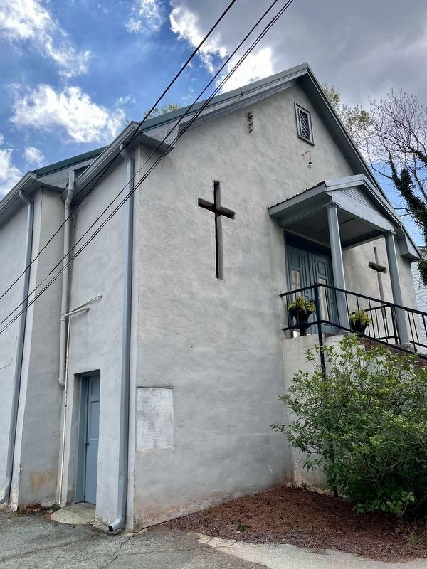 Chapel First Baptist Church, partial building image. Click for full size.