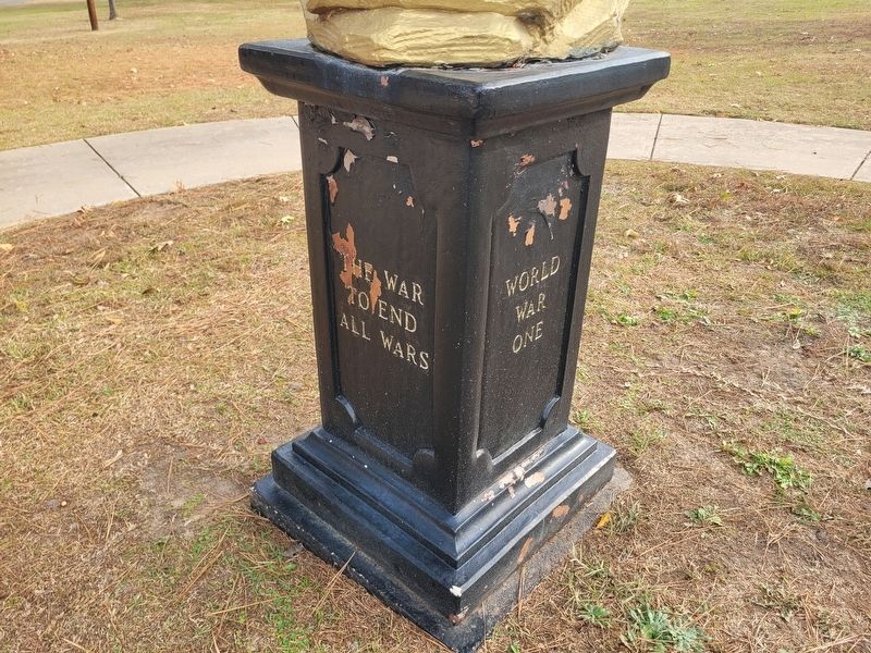 World War One Eagle Memorial. Click for full size. World War One Eagle Memorial image. Click for full size.