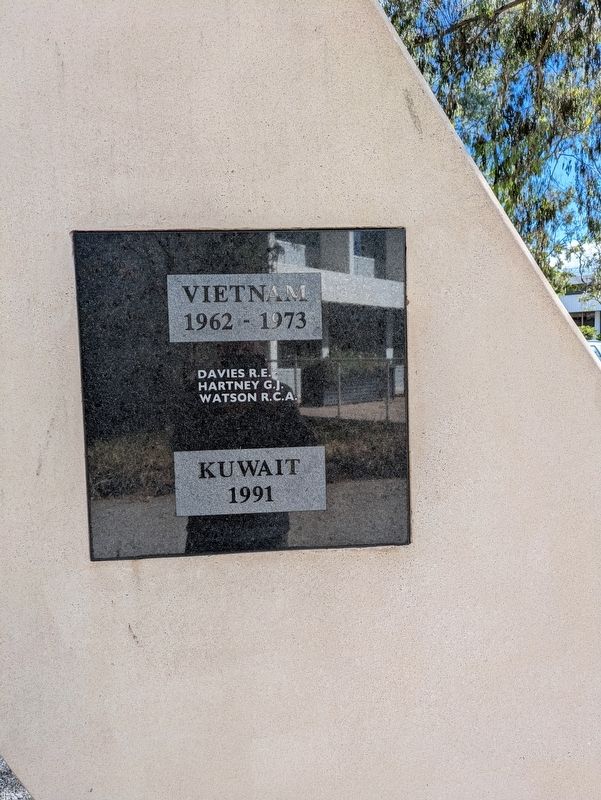 Vietnam / Kuwait Plaque. Click for full size. Vietnam / Kuwait Plaque image. Click for full size.