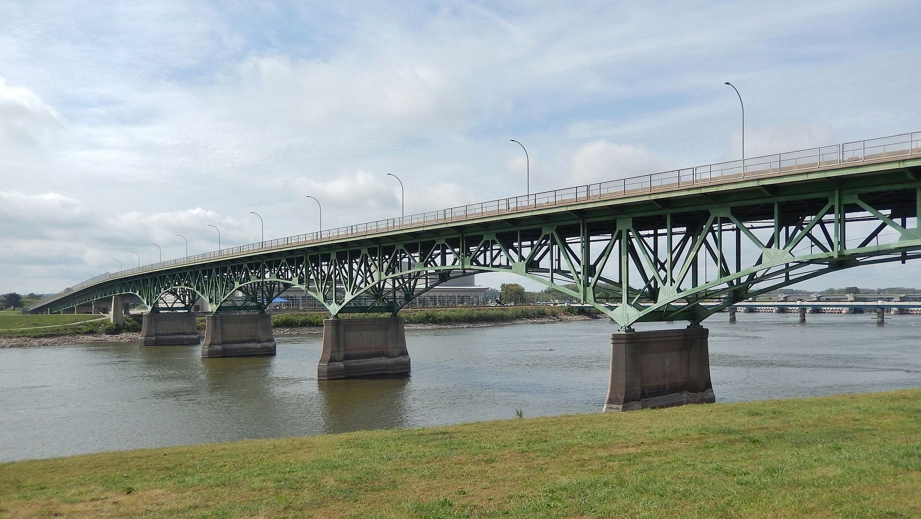 The Jefferson Street Viaduct image. Click for full size.