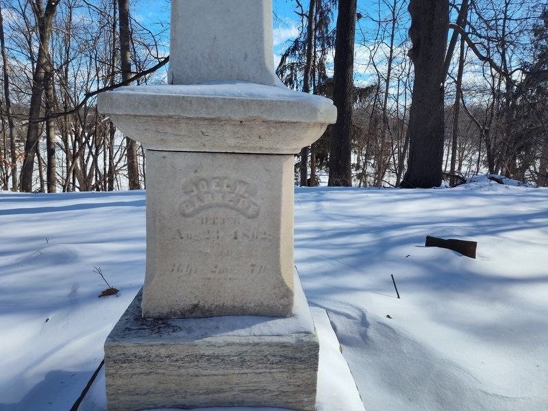 Old Indian Burial Grounds Marker. Click for full size. Old Indian Burial Grounds Marker image. Click for full size.