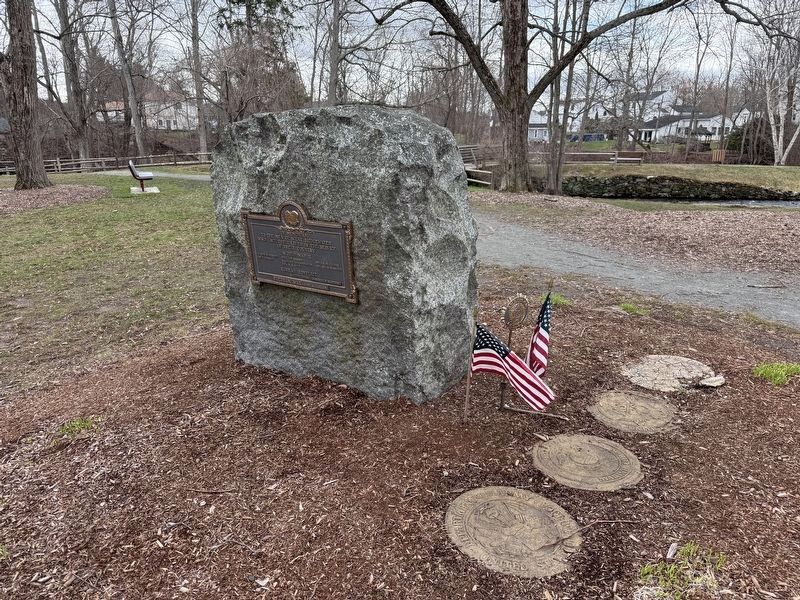 West Bridgewater World War II Vietnam War Memorial image. Click for full size.