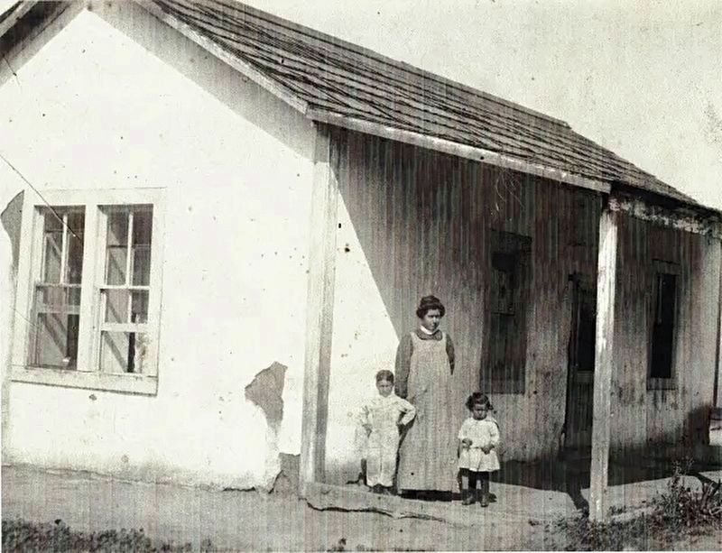 Trujillo Family and Adobe c. 1909 image. Click for full size.