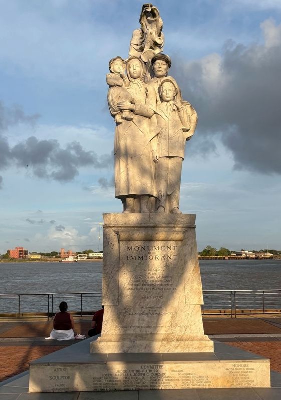 Monument to the Immigrant image. Click for full size.