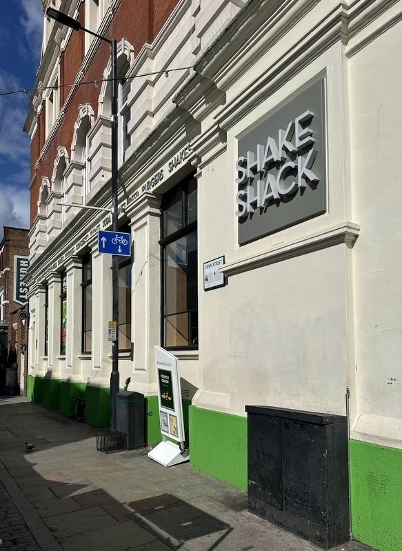 Venn Street (SW4) Marker - wide view. Click for full size. Venn Street (SW4) Marker - wide view image. Click for full size.