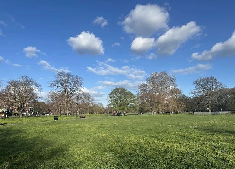 Clapham Common - looking east (taken from near marker site). Click for full size. Clapham Common - looking east (taken from near marker site) image. Click for full size.