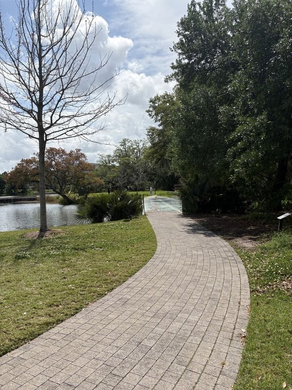 <i>Mississippi Meanders</i> bridge and marker. Click for full size. <i>Mississippi Meanders</i> bridge and marker image. Click for full size.