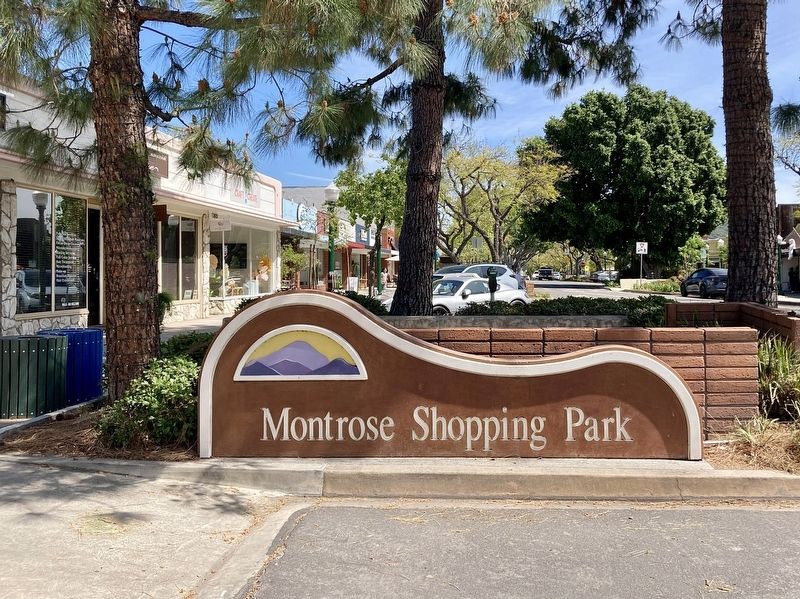 Montrose Shopping Park. Click for full size. Montrose Shopping Park image. Click for full size.