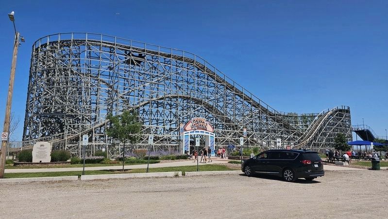 The Zippin Pippin Roller Coaster in Green Bay, Wisc. image. Click for full size.