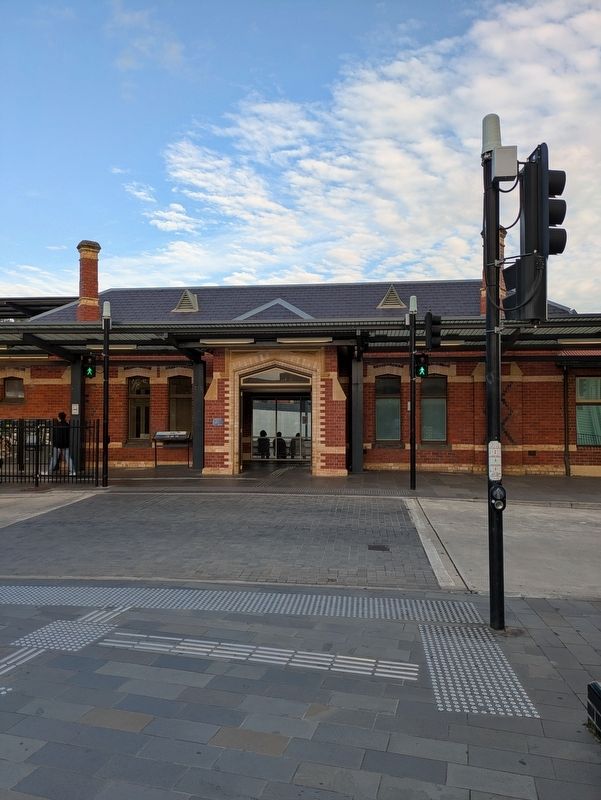 Ringwood Station Building image. Click for full size.