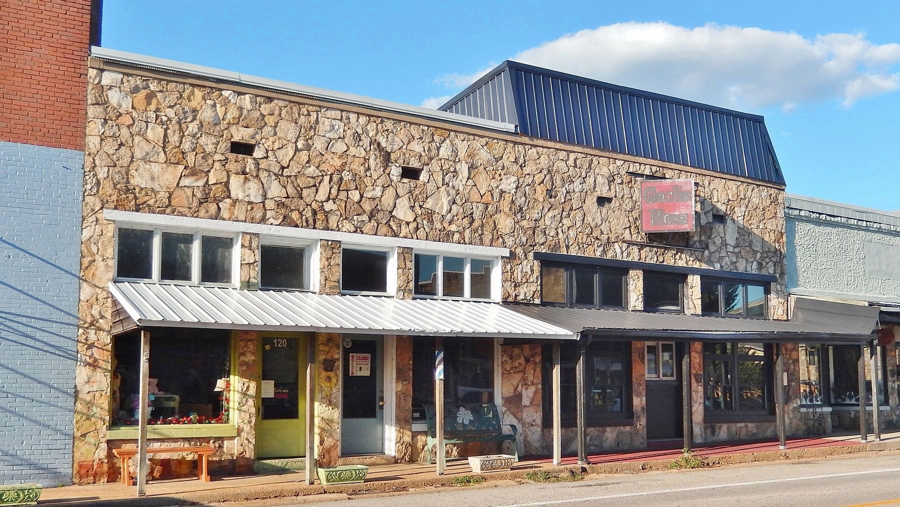 Sam Young Building. Click for full size. Sam Young Building image. Click for full size.