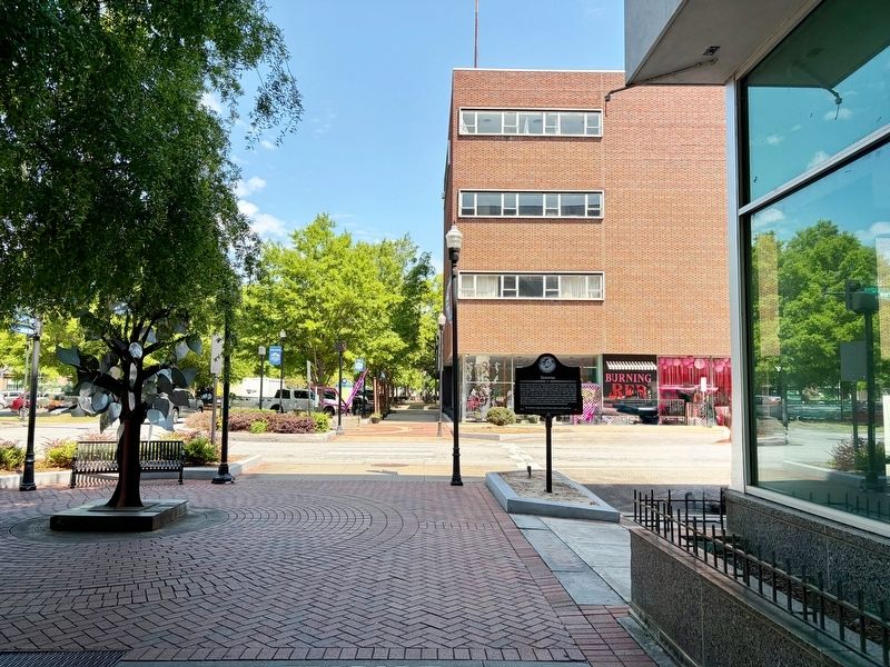 View of Synovus Marker looking north on Broadway. image. Click for full size.