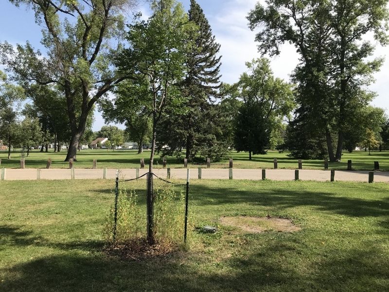 Memorial Tree Marker image. Click for full size.