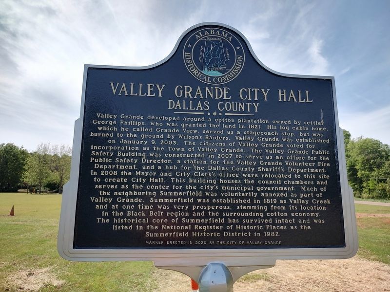 Valley Grande City Hall Marker image. Click for full size.