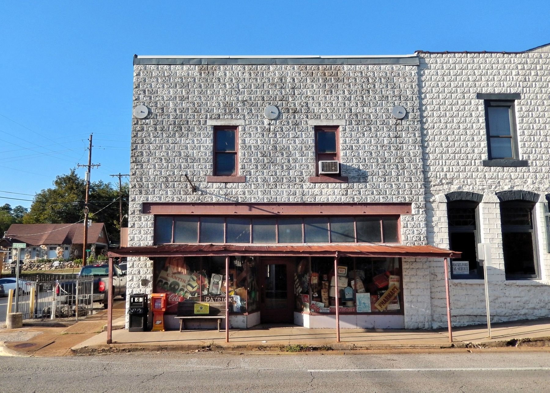 Biggers Mercantile Building (<i>front/south elevation</i>) image. Click for full size.