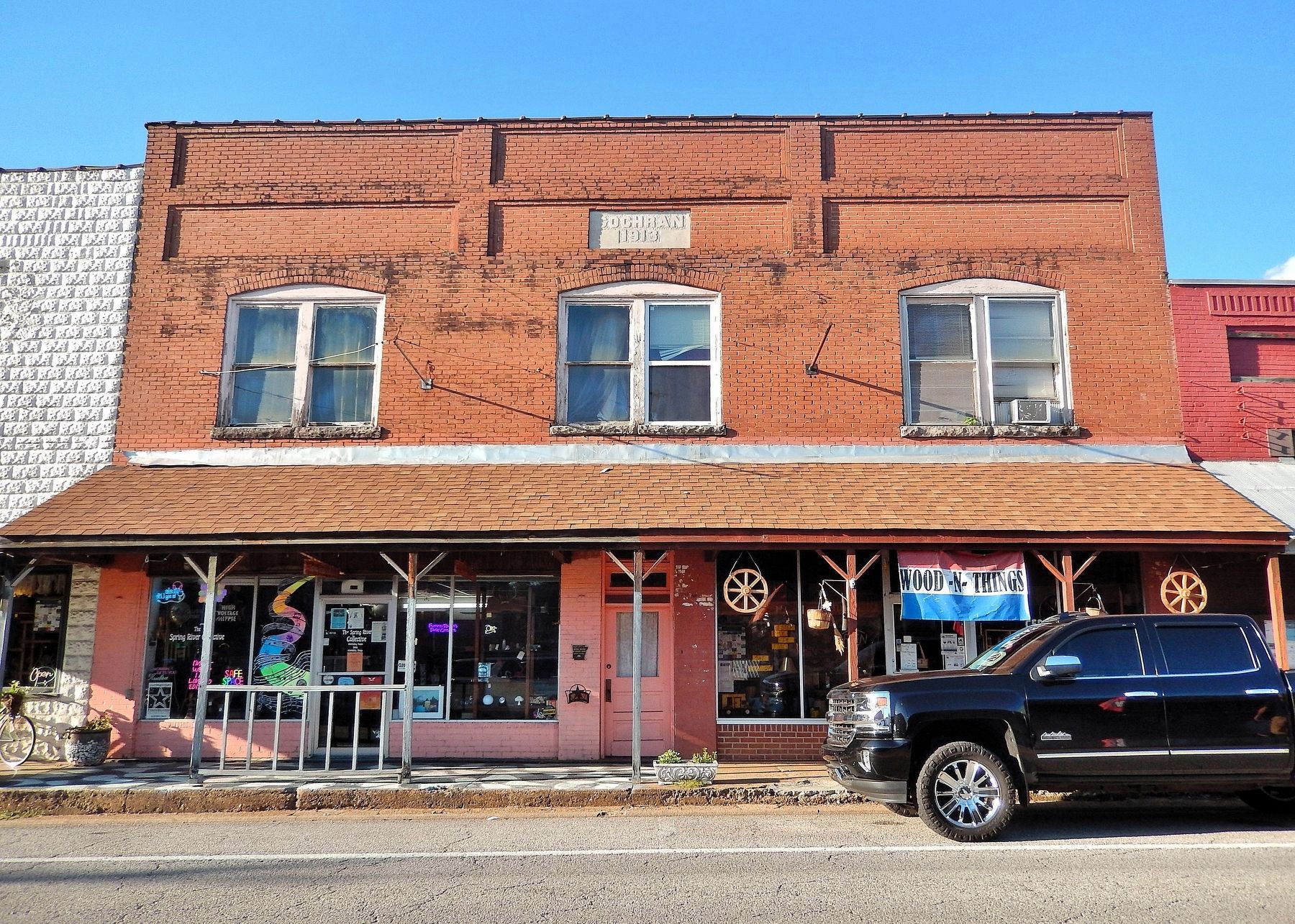 Cochran Building image. Click for full size.
