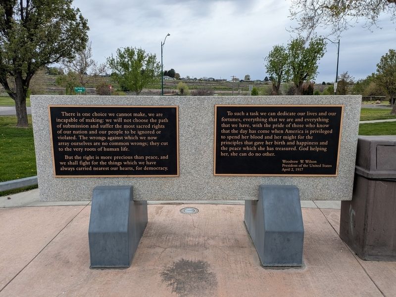 West plaques image. Click for full size.
