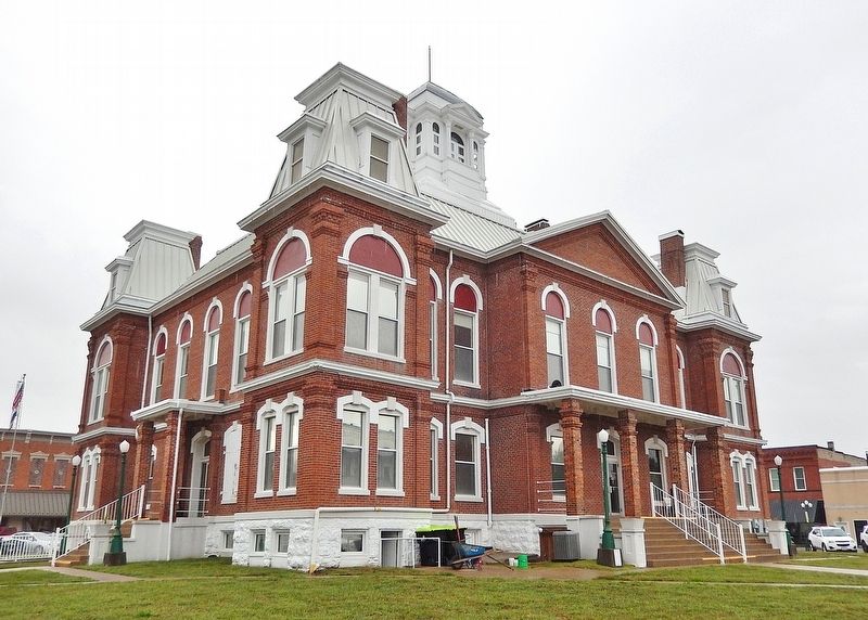 Morgan County Courthouse (<i>northeast elevation</i>) image. Click for full size.