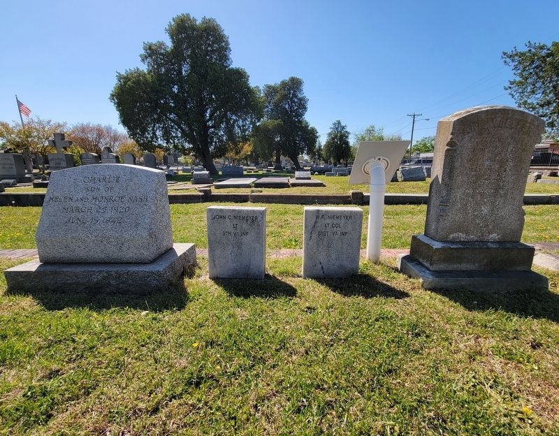 Brigadier General Niemeyer's grave image. Click for full size.
