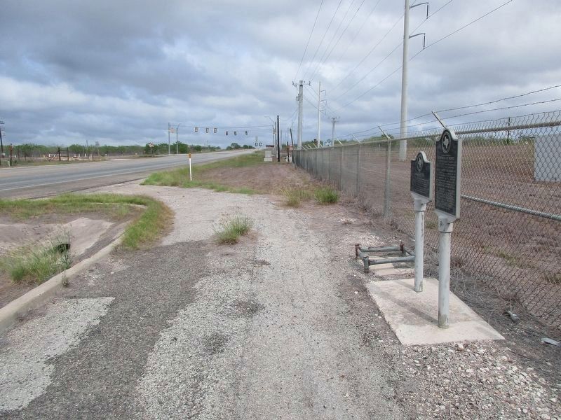 Yarbrough Bend Marker. Click for full size. Yarbrough Bend Marker image. Click for full size.