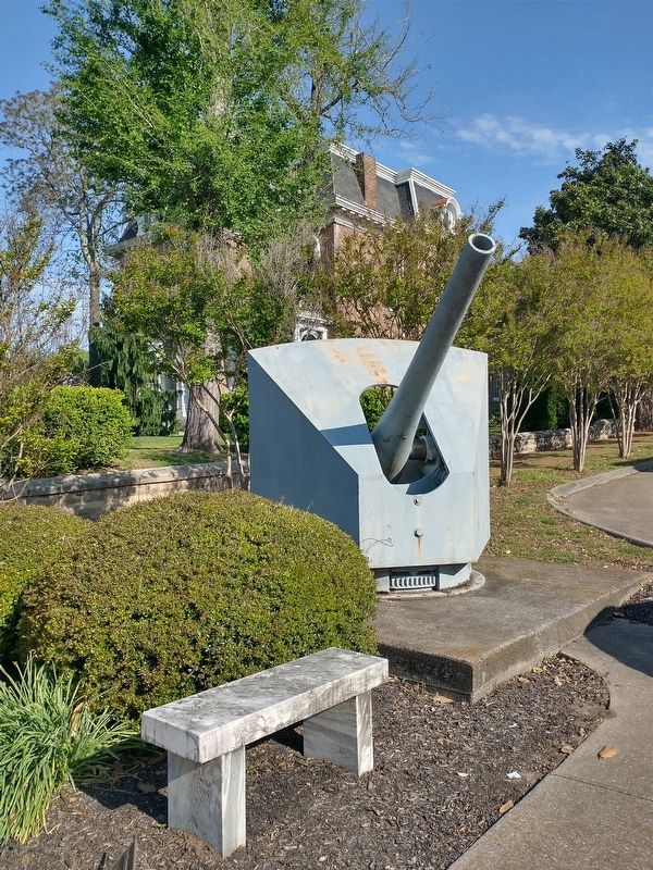 Naval Gun from the Spanish Armored Cruiser Vizcaya. Click for full size. Naval Gun from the Spanish Armored Cruiser Vizcaya image. Click for full size.