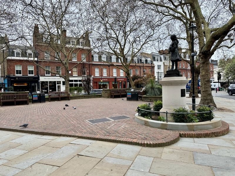 Orange Square with statue of Wolfgang Amadeus Mozart. Click for full size. Orange Square with statue of Wolfgang Amadeus Mozart image. Click for full size.