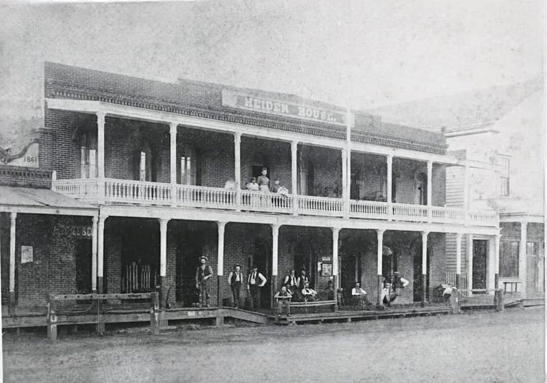 Heider House image. Click for full size.