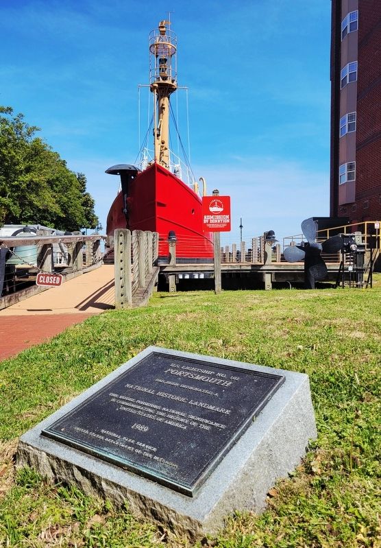 U.S. Lightship No. 101 Portsmouth Marker. Click for full size. U.S. Lightship No. 101 Portsmouth Marker image. Click for full size.