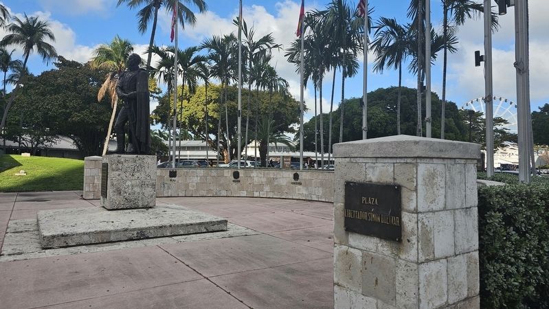 Plaza Libertador Sim�n Bol�var image. Click for full size.